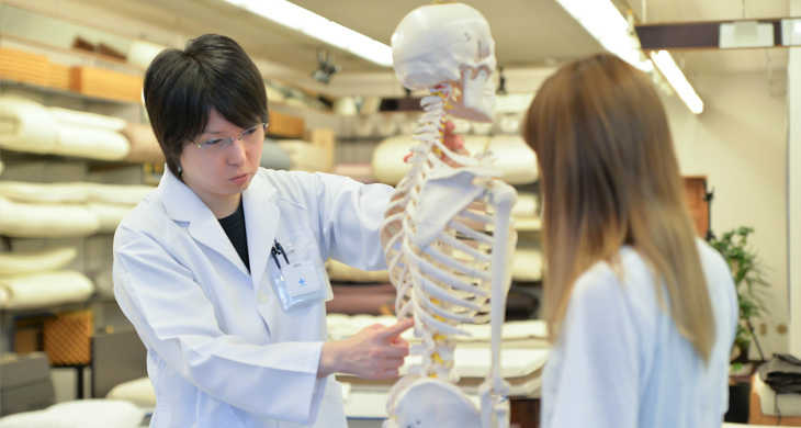 腰痛への大阪 睡眠改善研究室のマットレス