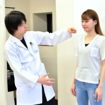 ベッドマットレスは脊柱から下肢にかけての安定にある