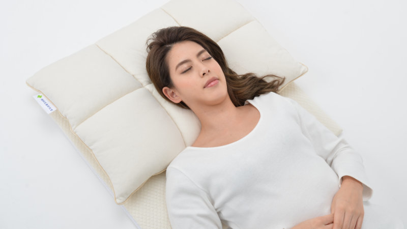姿勢学の観点からオーダーメイド枕とベッドマットレスを作成
